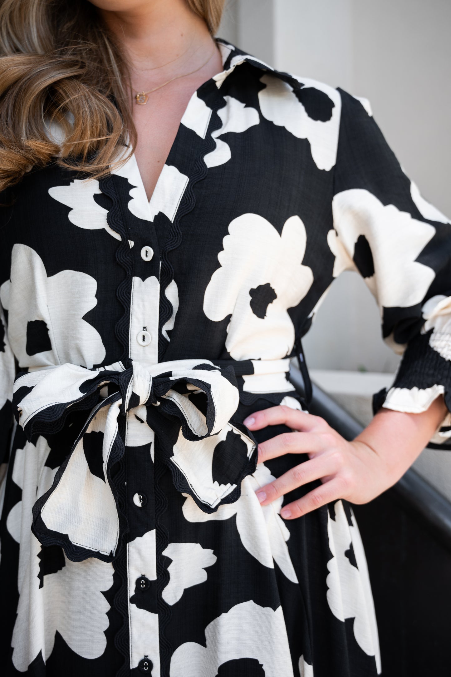 Black White Daisy Dress